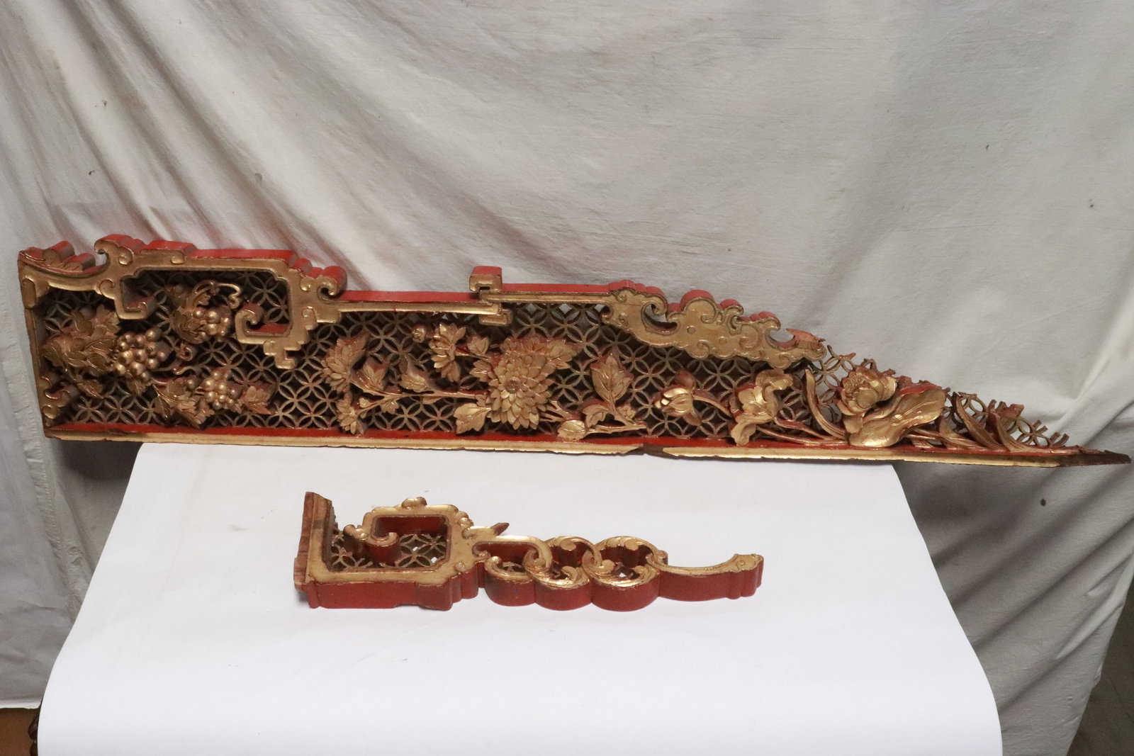 2 Chinese antique gilt wood carved wall hanging ornaments (1 of 5)
