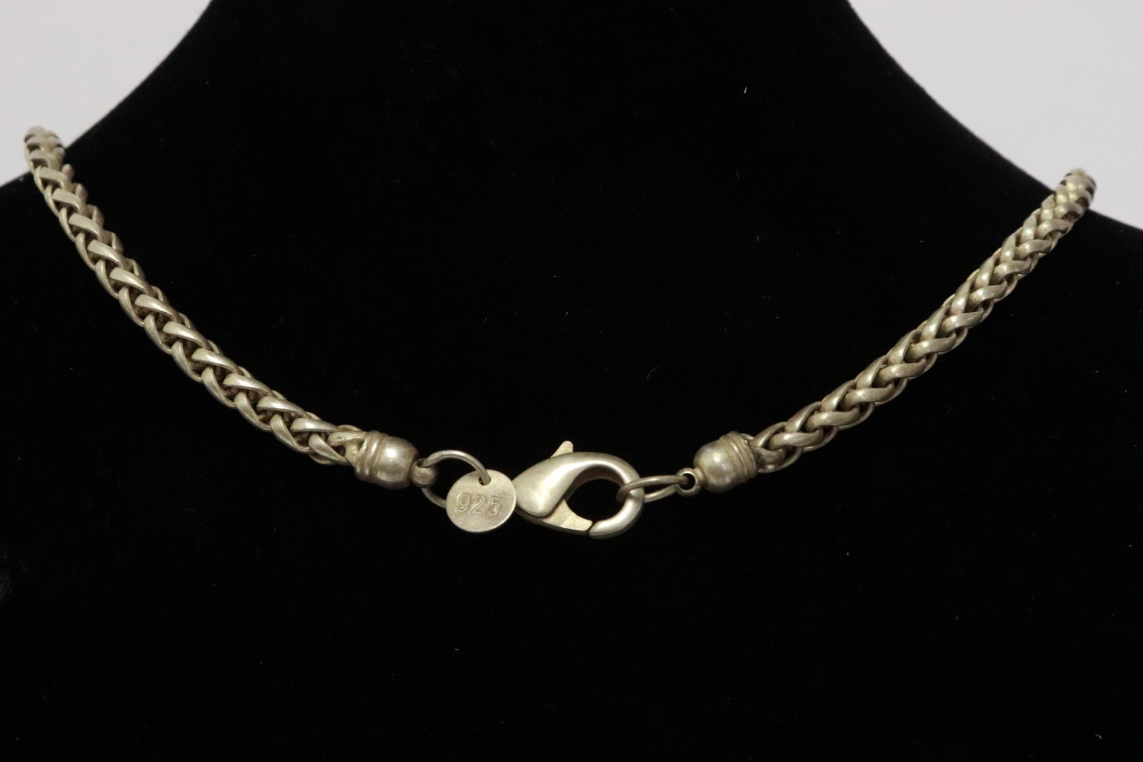 5 necklaces - 5