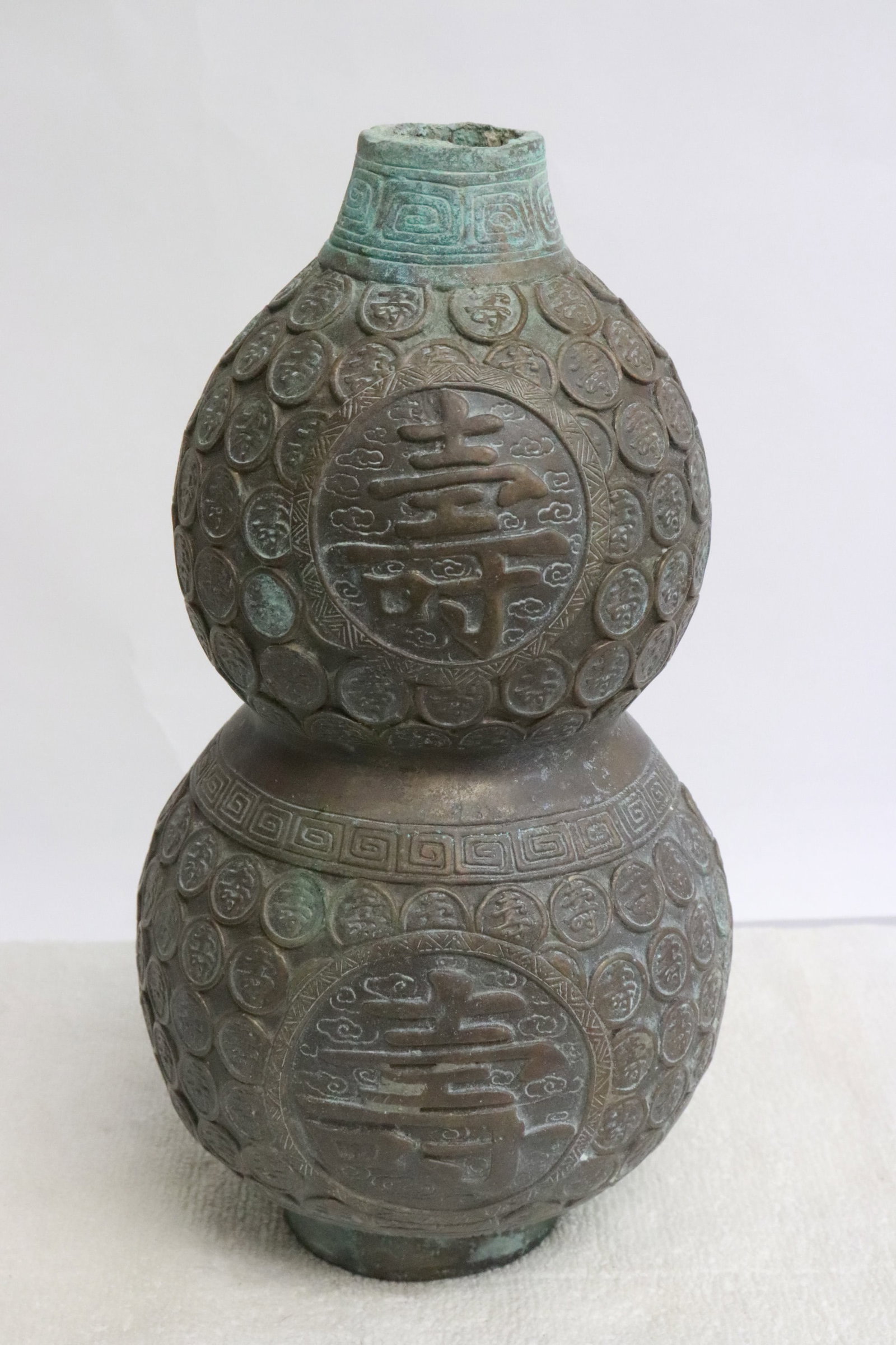 A bronze gourd shape vase (1 of 7)