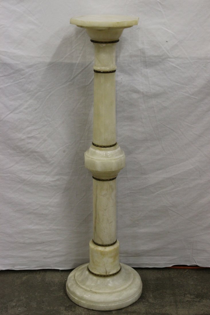 A fine Italian alabaster pedestal stand: A fine Italian alabaster pedestal stand, 38.7"Hx11"dia
