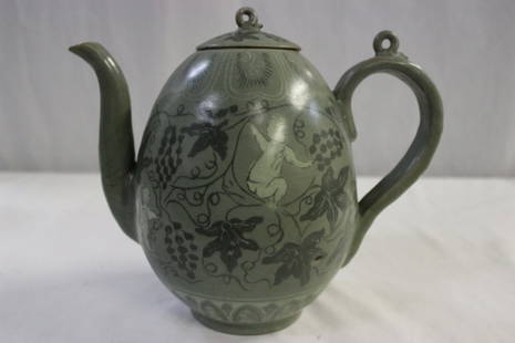 Korean antique inlaid porcelain teapot: Korean antique inlaid porcelain teapot (possible 16th/17th century), 9.2"Hx11"x6.45"
