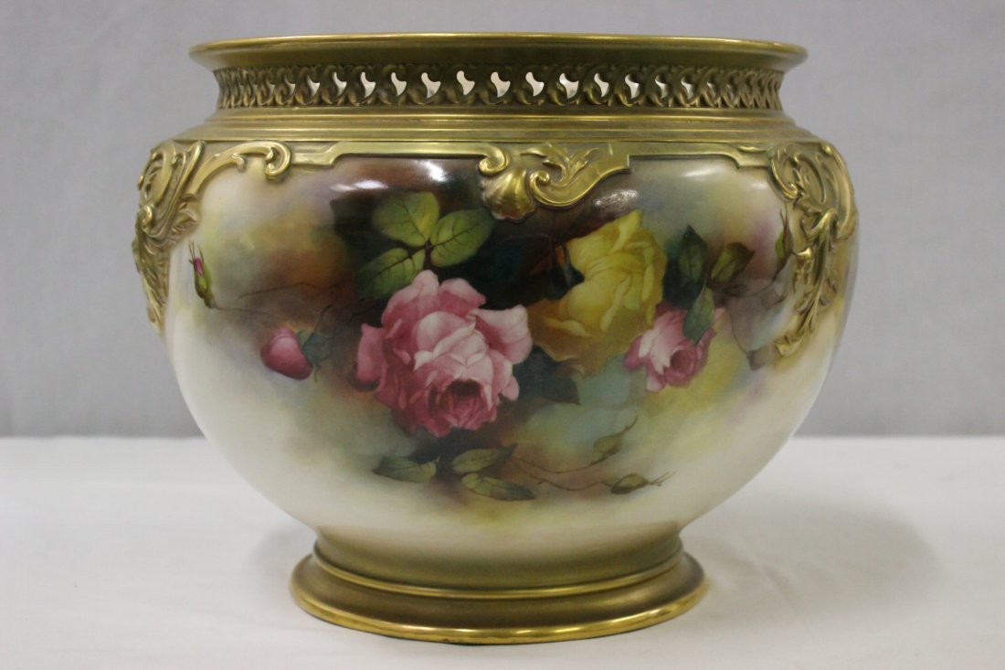 1910 Royal Worcester hand painted jardinière: A beautiful Royal Worcester hand painted jardinière, marked and dated 1910, 9.75"Hx12.75"dia