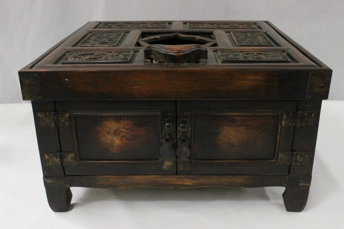 Chinese vintage rosewood dressing stand: Chinese vintage rosewood dressing stand (mirror missing), 8.75"Hx14.1"x14.1"