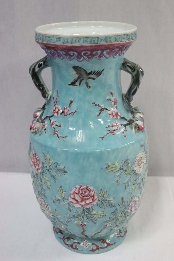 Chinese 19th/20th century export porcelain vases