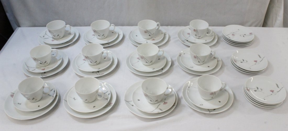 Rosenthal dessert China set, signed Continental china: Rosenthal dessert China set, Continental china signed Raymond Loewy, total 47pc