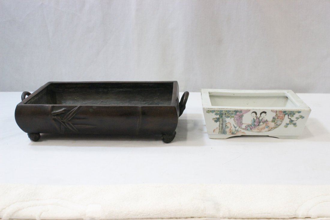 2 antique planters: Chinese antique famille rose porcelain planter (2.75"Hx8.35"x5.75") and a Japanese antique Shakudu bronze planter (3.3"Hx14.15"x8")
