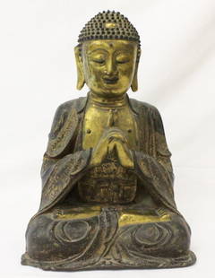 Chinese 17th/18th c. or earlier gilt bronze Buddha: An important Chinese 17th/18th century or earlier gilt bronze seated Buddha (possible Ming dynasty), it was purchased by original owner around 1910 in China, unusually large size, 15.1"Hx10.4"x7.8"