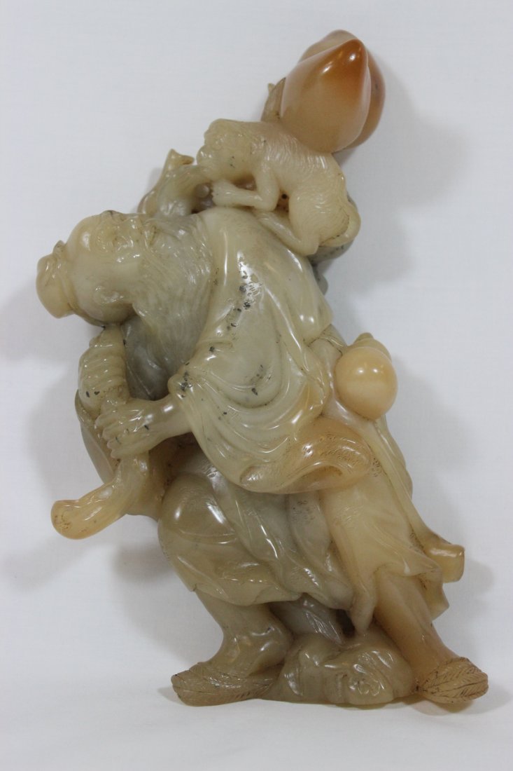 Chinese antique shoshan stone carving: Chinese antique shoshan stone (荔枝凍) carving depicting a Daoism god (呂洞賓), 8.35"H