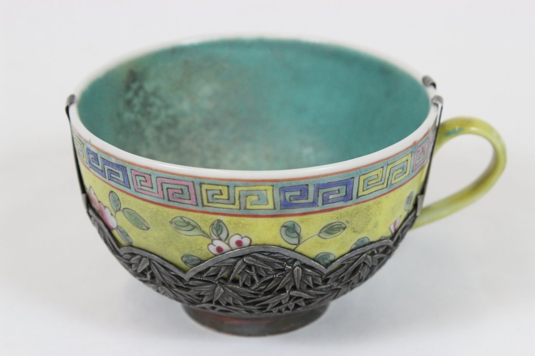 Chinese antique famille rose cup w/ silver envelop (1 of 9)