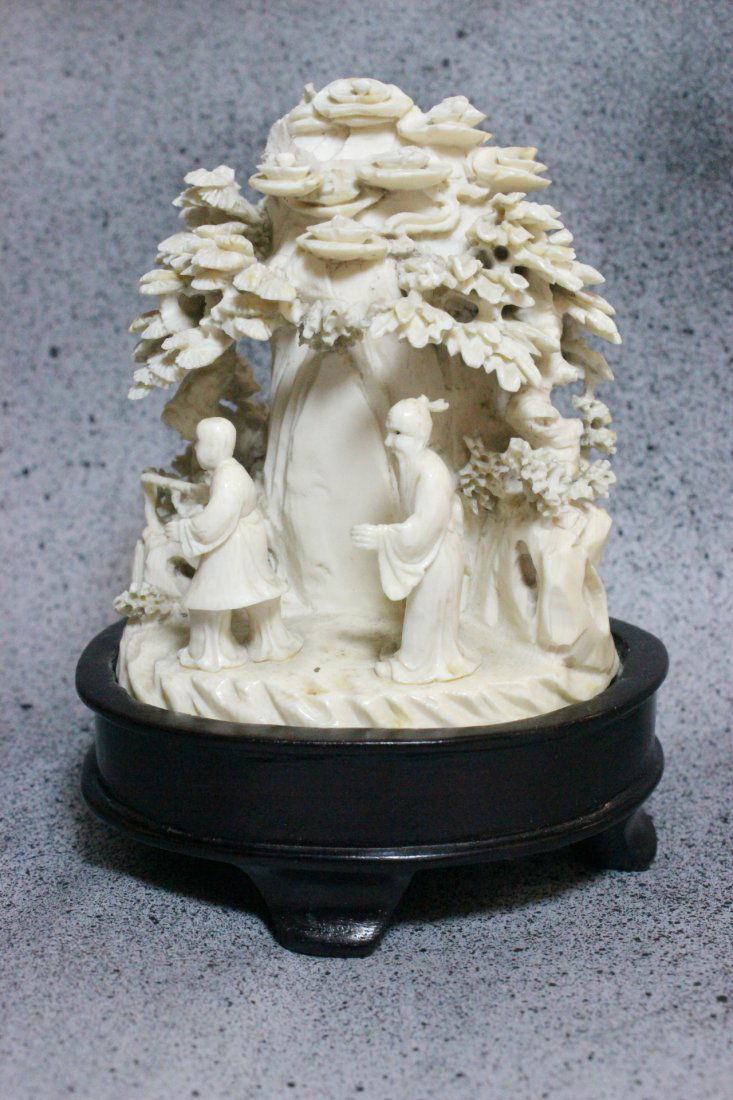 Chinese vintage ivory carving (1 of 10)