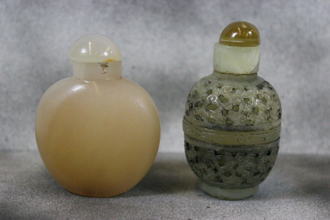 2 snuff bottles (1 of 10)