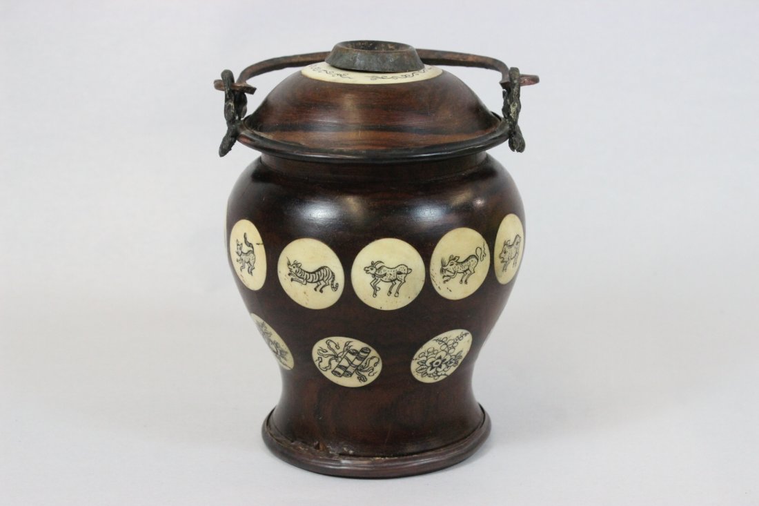 Unusual rosewood tea caddy w/bone plaque inlaid: Unusual rosewood tea caddy with bone plaque inlaid depicting 12 zodiac, 5.1"Hx4.05"x3.75"