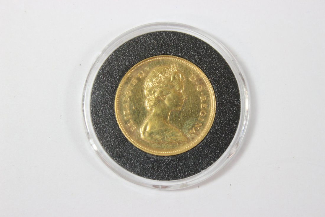 1961 Canadian $20 gold maple leaf gold coin: 1961 Canadian $20 gold maple leaf gold coin (1.05"dia), wt. 18.3gm