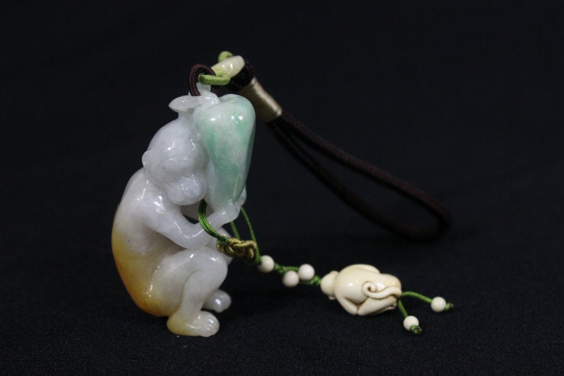 Chinese antique jadeite carving w/ ivory finial (1 of 10)
