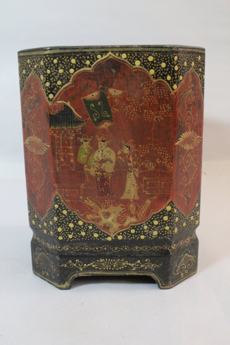 A square lacquer brush holder (1 of 10)