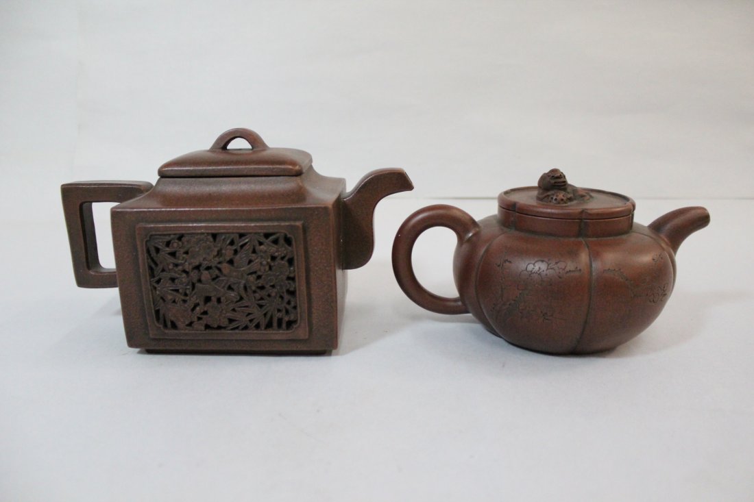 2 Yixing clay teapot (1 of 10)