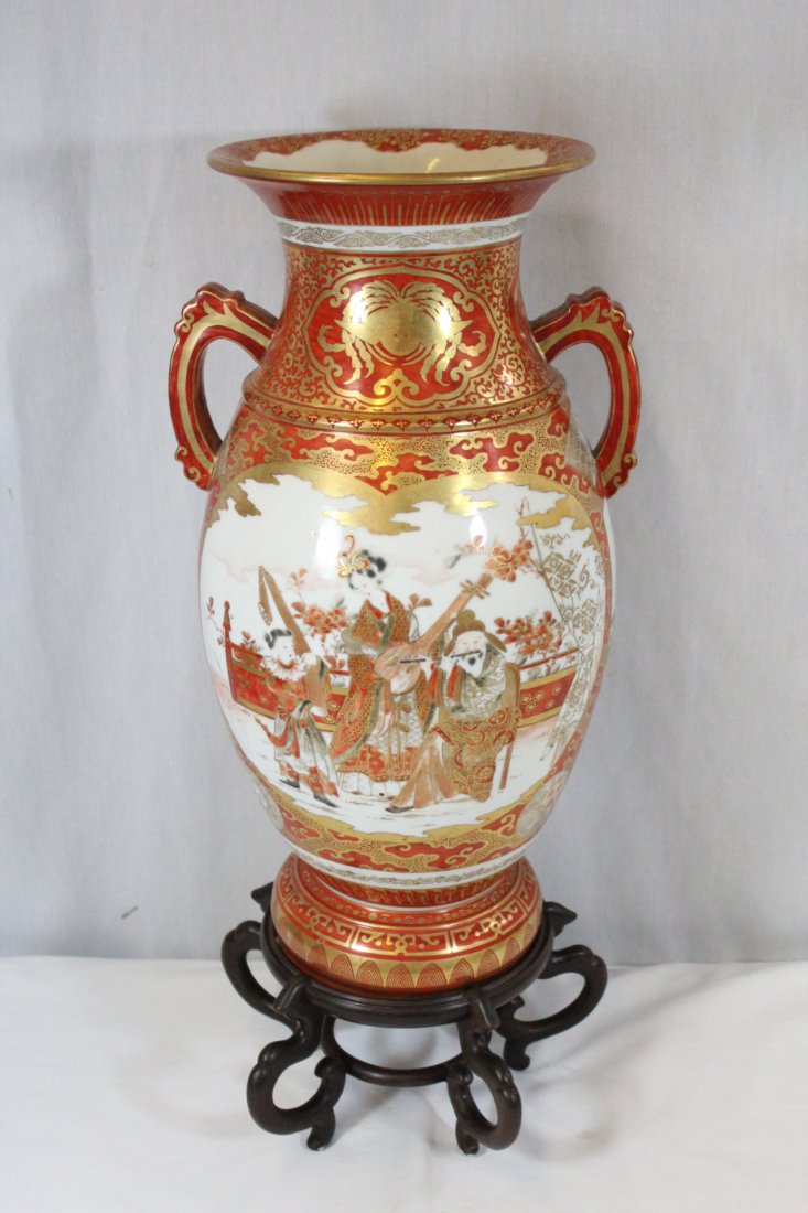 Japanese 19th c. kutani vase, signed by artist (1 of 10)