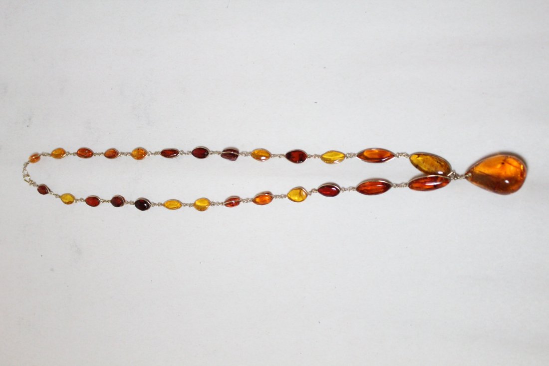 Amber bead necklace w/ 10-14Kspacers and clasps (1 of 10)
