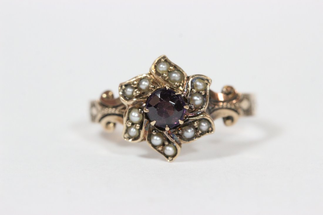 Victorian 9K rose gold floral design pearl ring (1 of 9)
