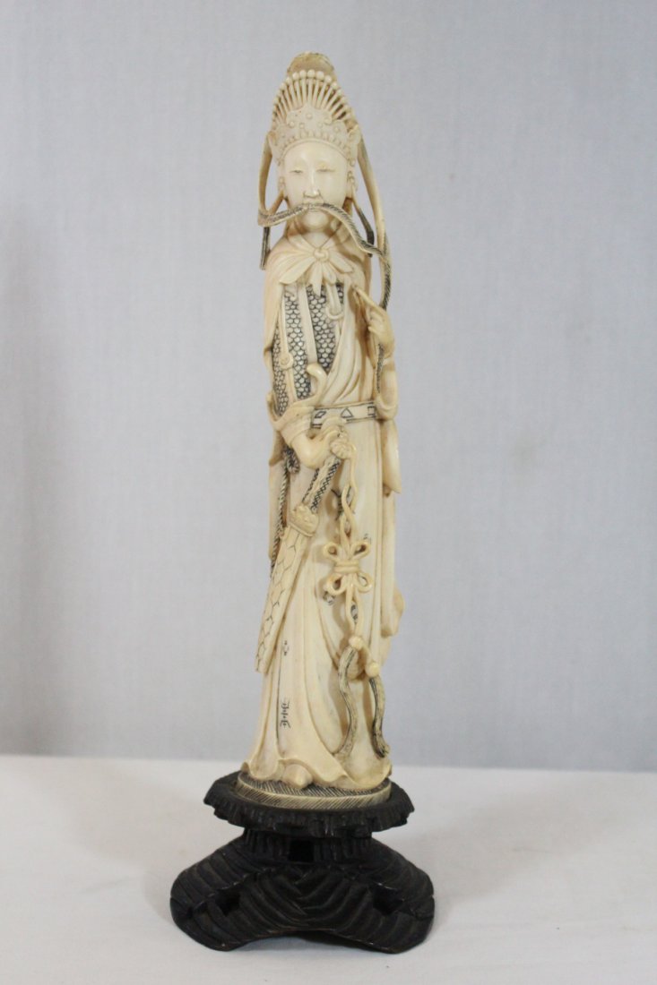 Chinese 19th century ivory carving (1 of 9)