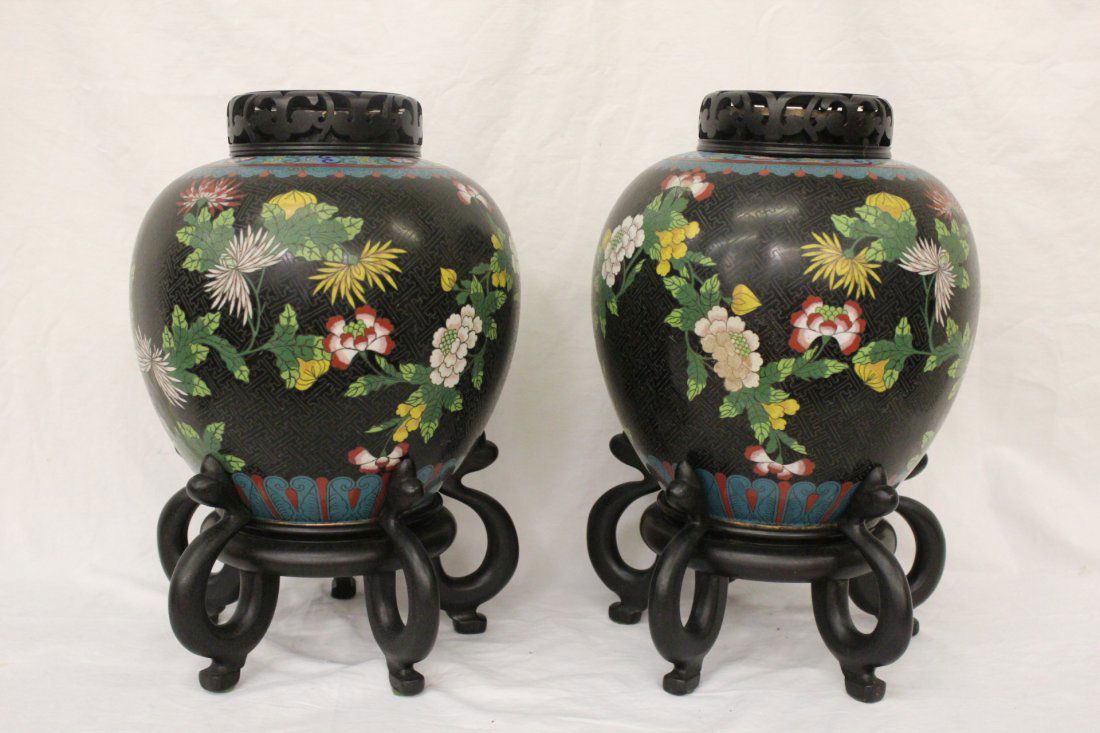Pair Chinese 19th century closionne jars, with stand (1 of 10)