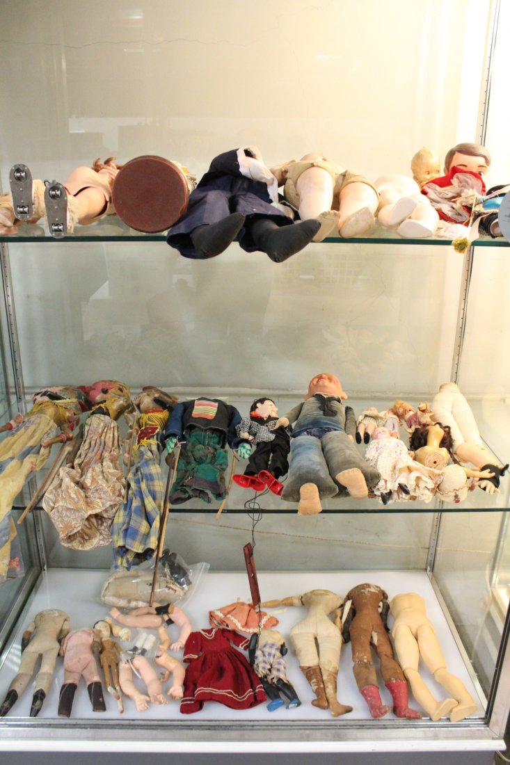 Lot of misc. dolls, puppets: Lot of misc. dolls, puppets (most need repair)
