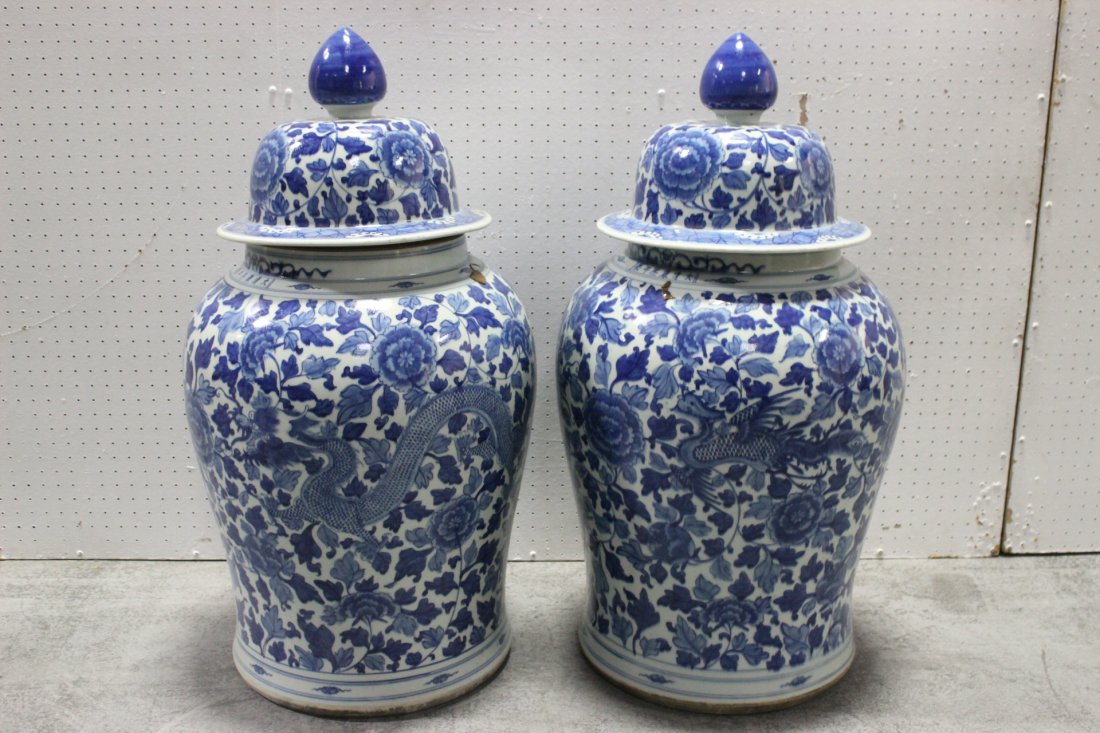 Pr massive Chinese b&w porcelain covered jars (1 of 10)
