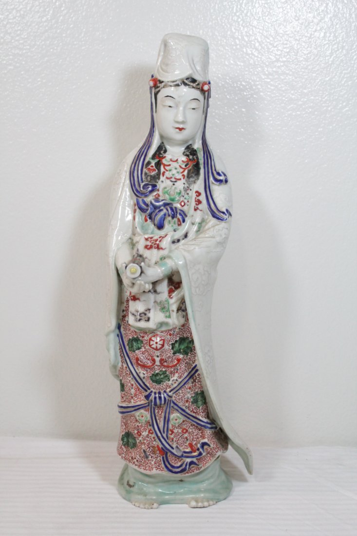 Antique Japanese Kutani porcelain Guanyin: Antique Japanese Kutani porcelain Guanyin, 17.8"H