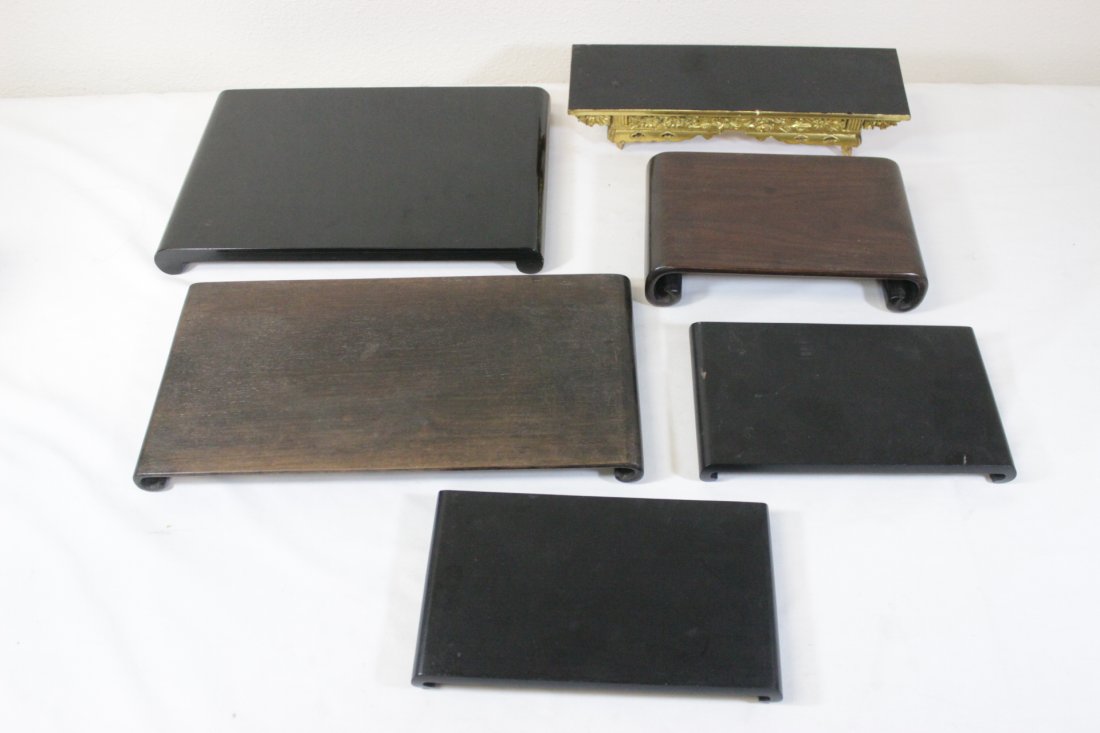 Lot of Chinese wood and lacquer stands (1 of 8)