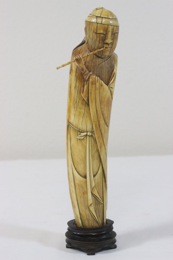 Chinese Ming dynasty ivory carved musician: An important Chinese Ming dynasty ivory carved musician (8.3"H), c1500 (see Christie original sale info) , NO INTERNATIONAL SHIPPING OF IVORY