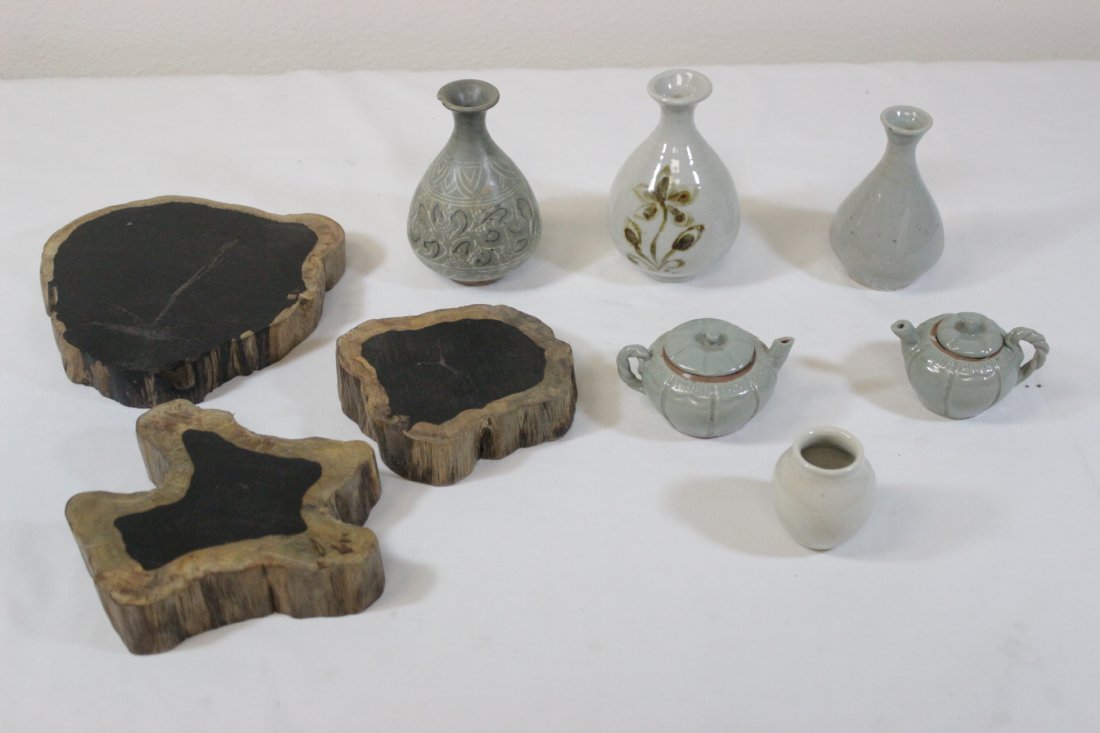 6 vintage Korean porcelain pc w/ 3 zitan stands (1 of 10)