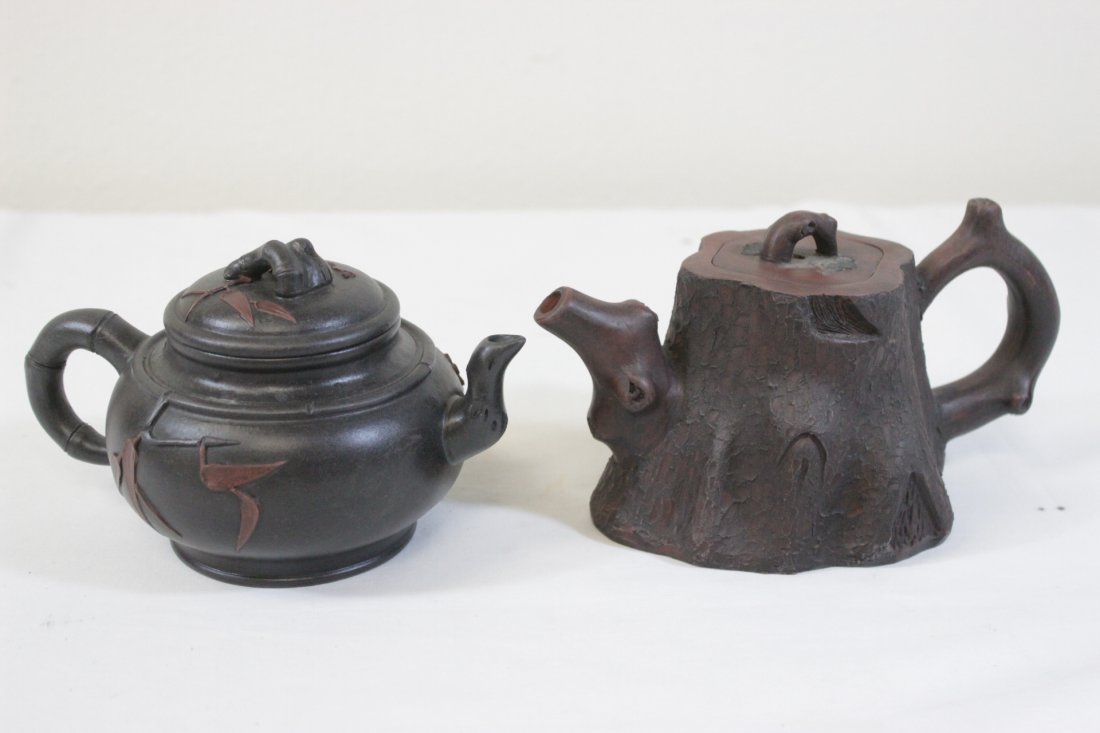 2 Yixing teapots (1 of 9)