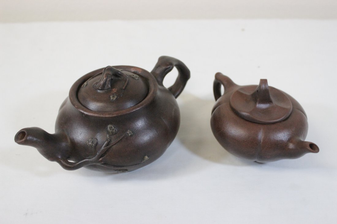 2 Yixing clay teapots (1 of 10)