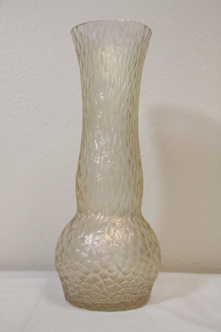 Loetz gold iridescent vase (1 of 10)