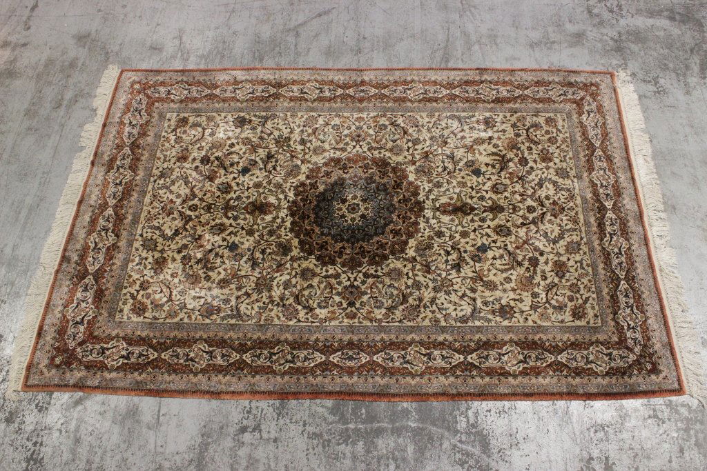 A large vintage Persian rug (1 of 10)