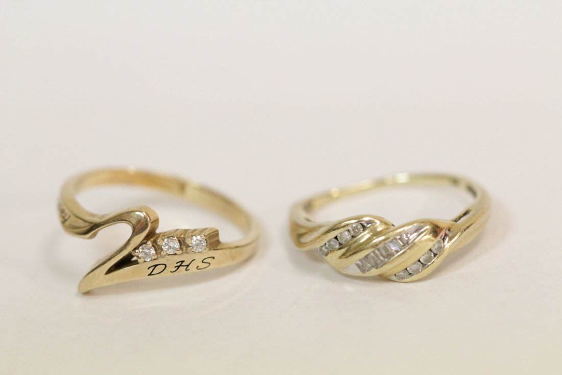 Two 10K Y/G diamond rings (1 of 10)