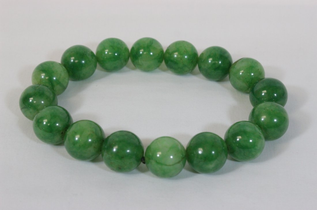 Jadeite like bead bracelet (1 of 9)