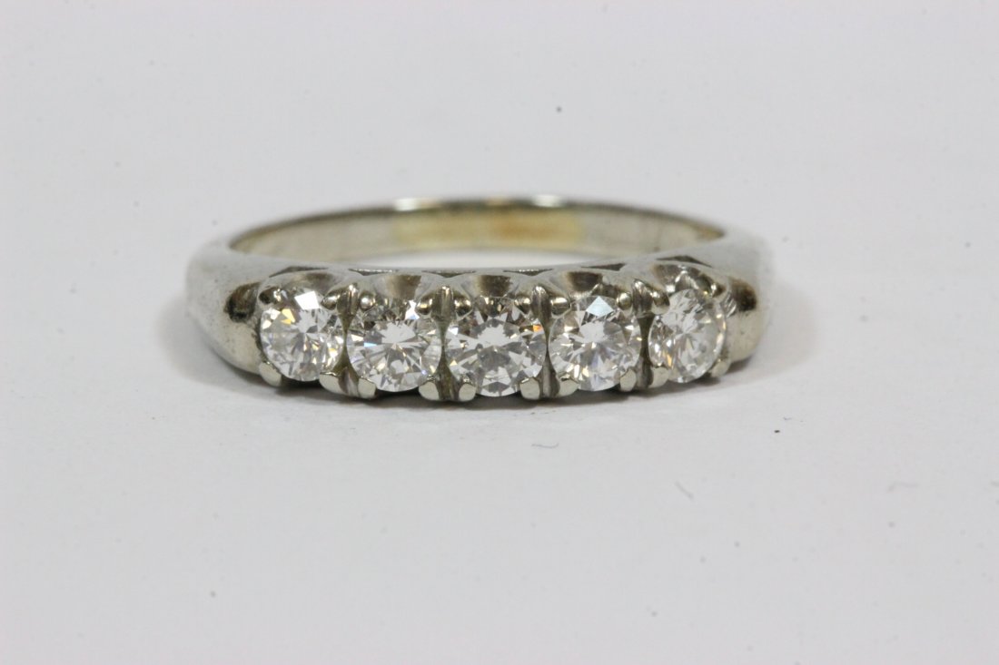14K W/G diamond ring (1 of 10)