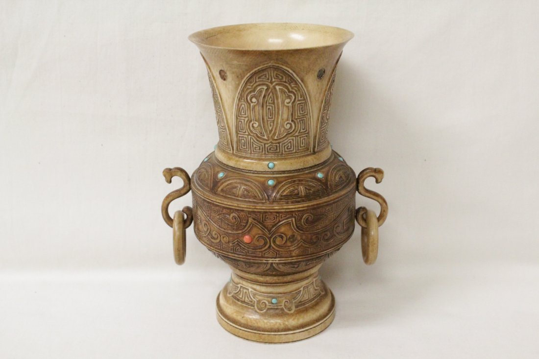 Chinese ivory vase set with jewels (1 of 10)