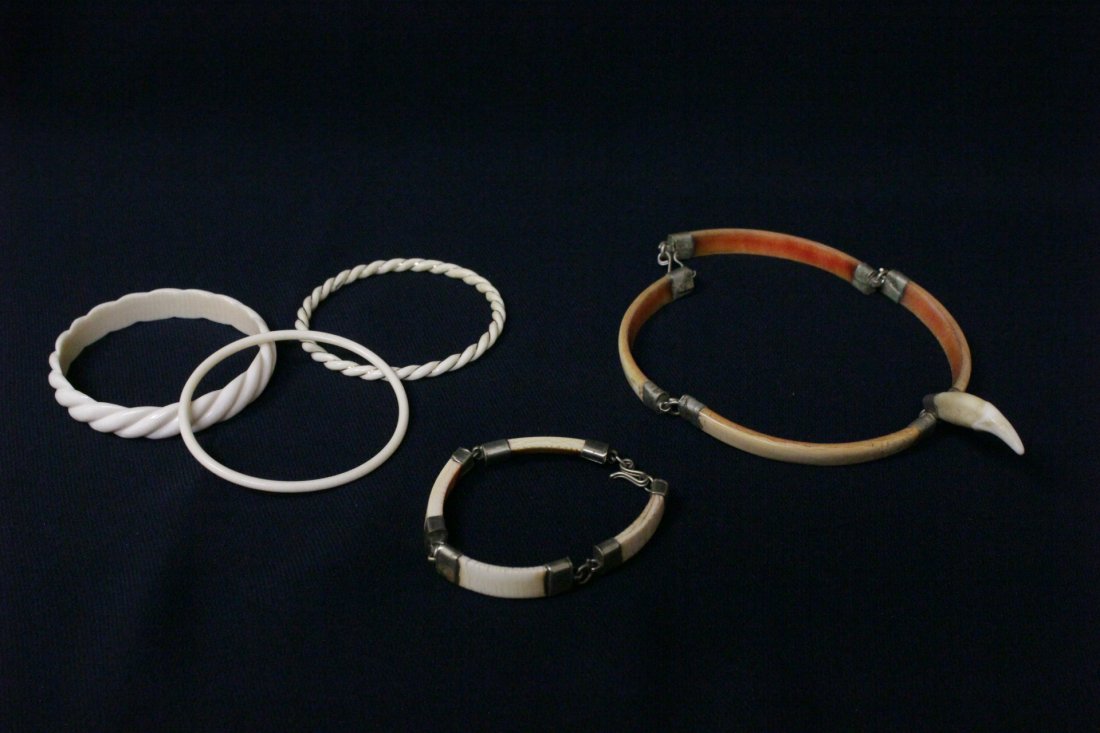 Lot of ivory items (1 of 10)