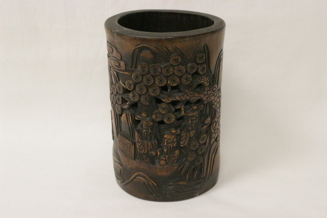 Chinese antique bamboo carved brush holder: Chinese antique bamboo carved brush holder, depicting scholar scene, 5.75"Hx3.85"dia