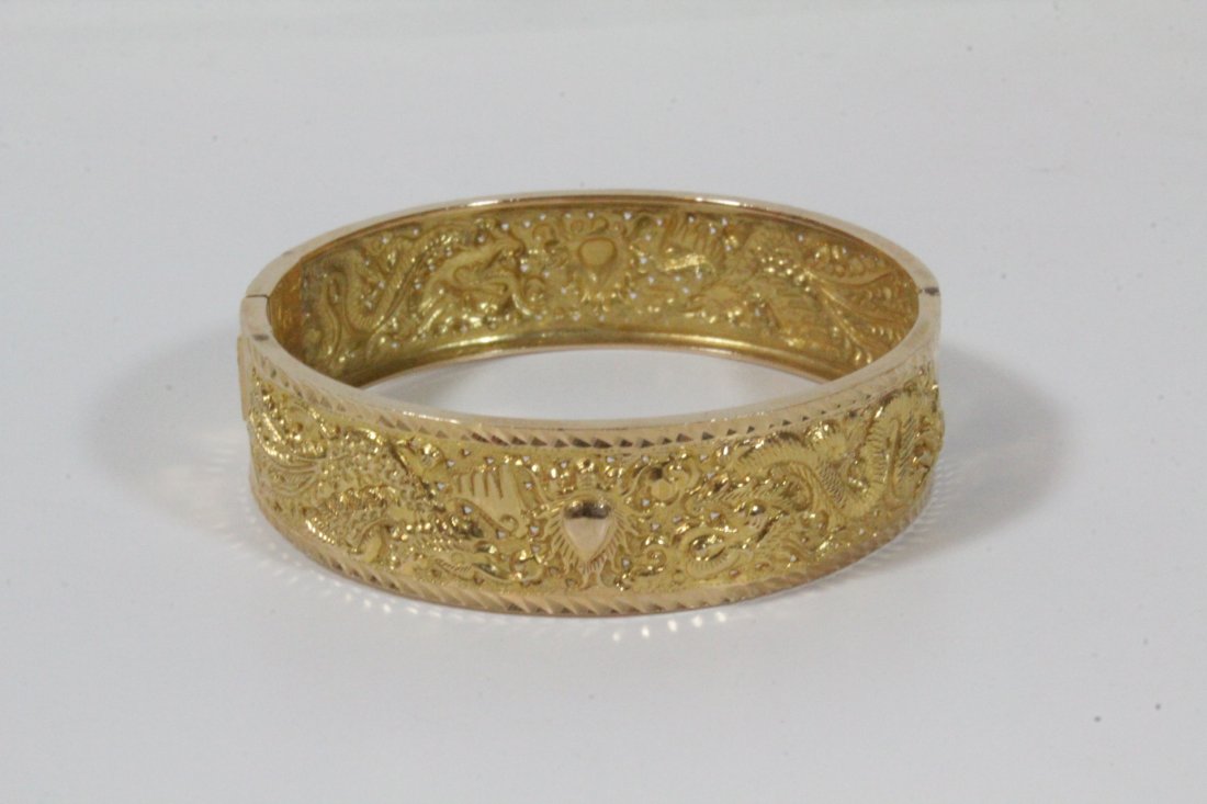 Chinese 18K Y/G bangle bracelet (1 of 10)