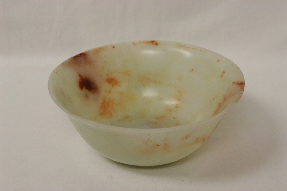 A beautiful jade carved  bowl (1 of 9)