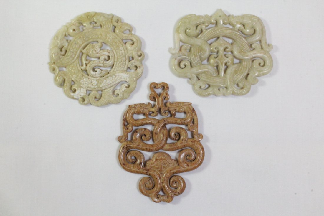 3 Chinese jade carved ornaments (1 of 10)