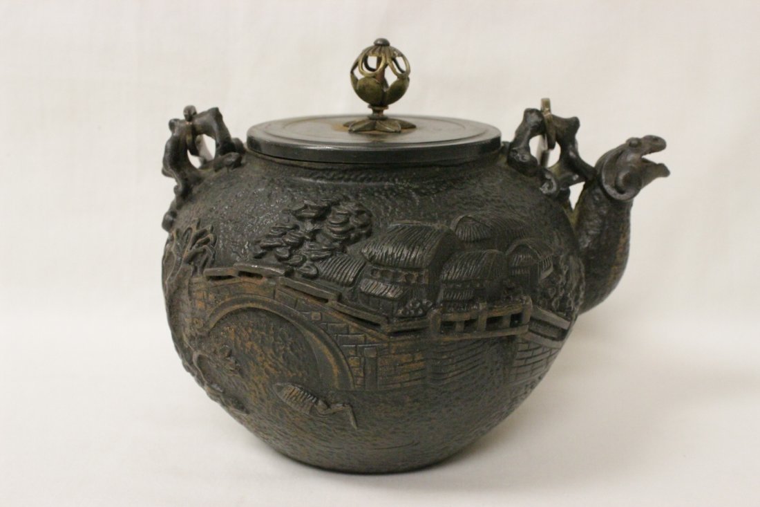 Chinese cast iron teapot (1 of 10)
