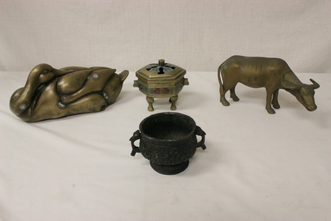 lot of brass and bronze pieces (1 of 10)