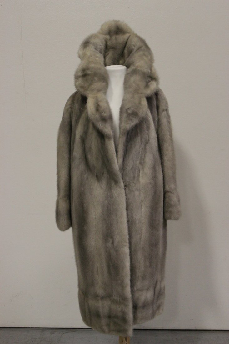A full length mink coat: A full length mink coat (back top has damage), 41.6"L