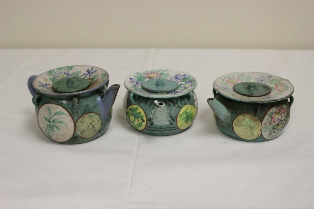 3 Chinese painted Yixing teapot (1 of 10)