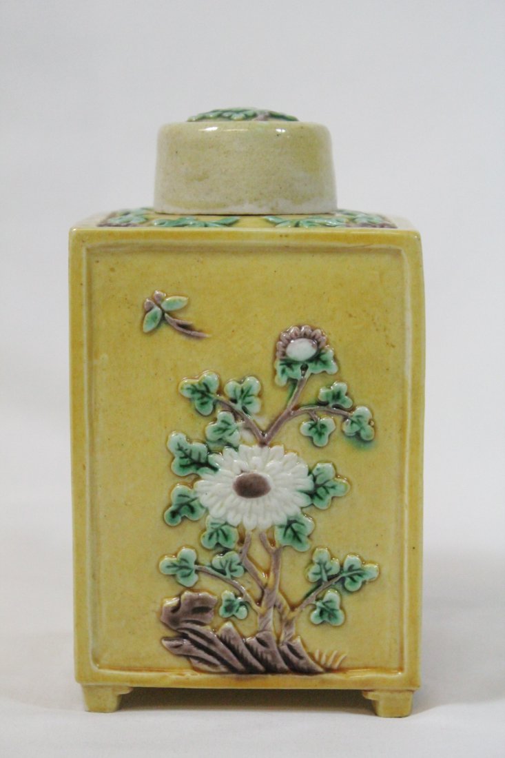 Chinese antique Fahua style porcelain tea caddy (1 of 10)