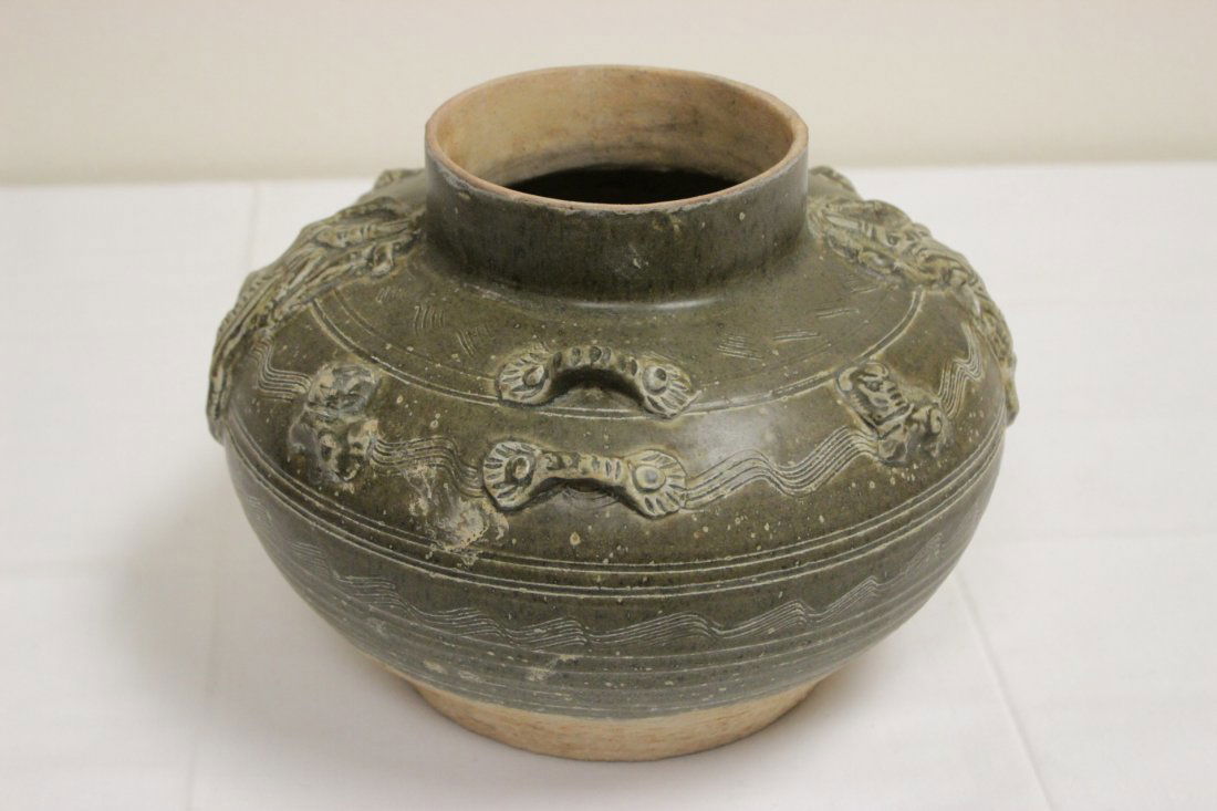 Chinese Song style brown glazed jar (1 of 9)